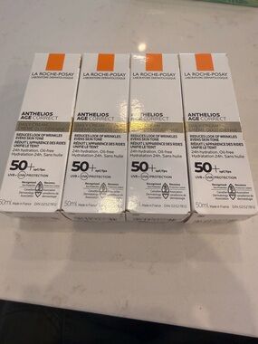 La Roche-Posay Anthelios Age Correct Daily Cream SPF 50+ - White/Orange